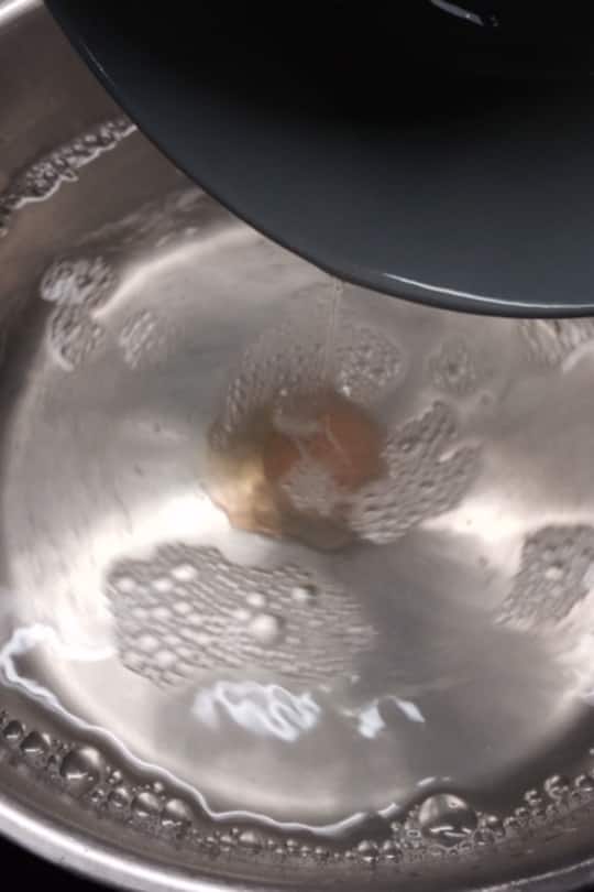 Pochierte Eier Anleitung Rezept Kochblog Zoe Torinesi