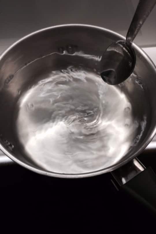 Pochierte Eier Anleitung Rezept Kochblog Zoe Torinesi