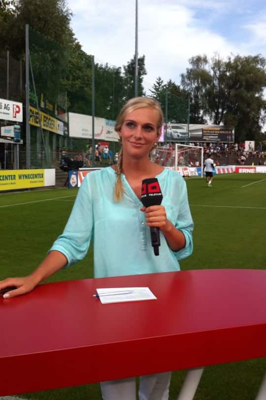 Annette Fetscherin (Grösse) Moderatorin Twitter Nati