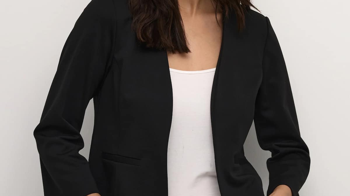 Wie-erh-lt-der-Blazer-einen-Twist-