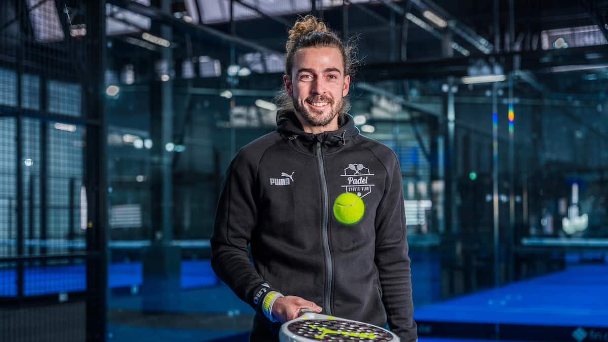 ExFCZStar Marco Schönbächler eine Padelhalle in Rüti ZH