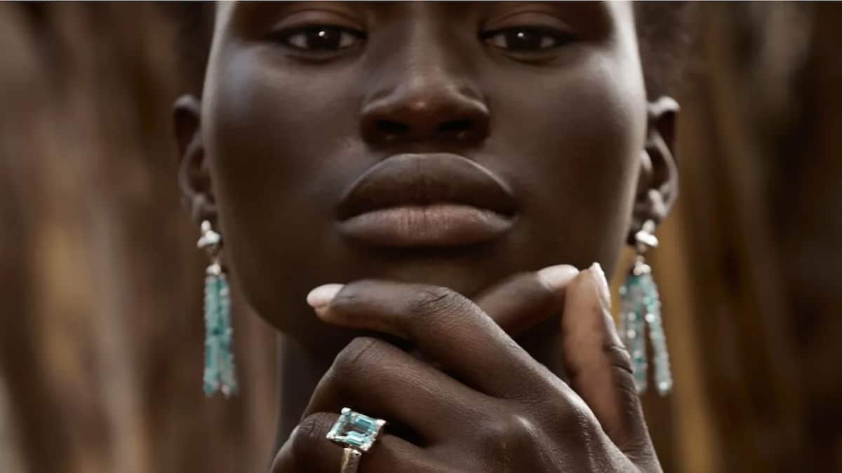 Flavia-Tschanzs-Weg-zu-nachhaltigem-Schmuck-mit-Herkunft