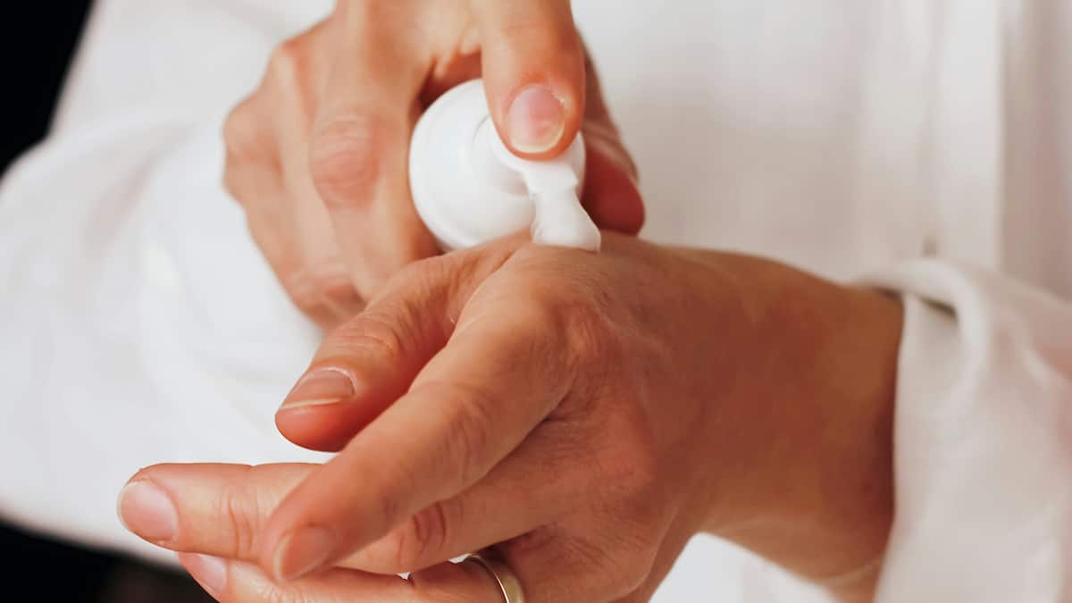 Diese-5-Tricks-machen-eine-Handcreme-unverzichtbar