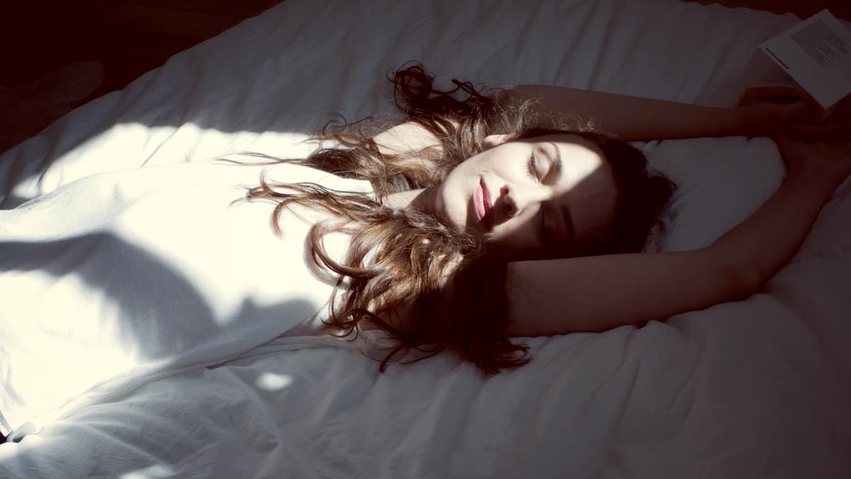 Wie-Moon-Breathing-den-Schlaf-verbessert