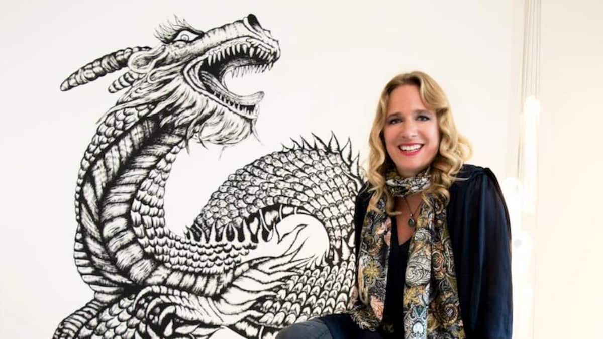 Warum-Ginny-Litscher-die-Poetin-der-Ornamente-ist
