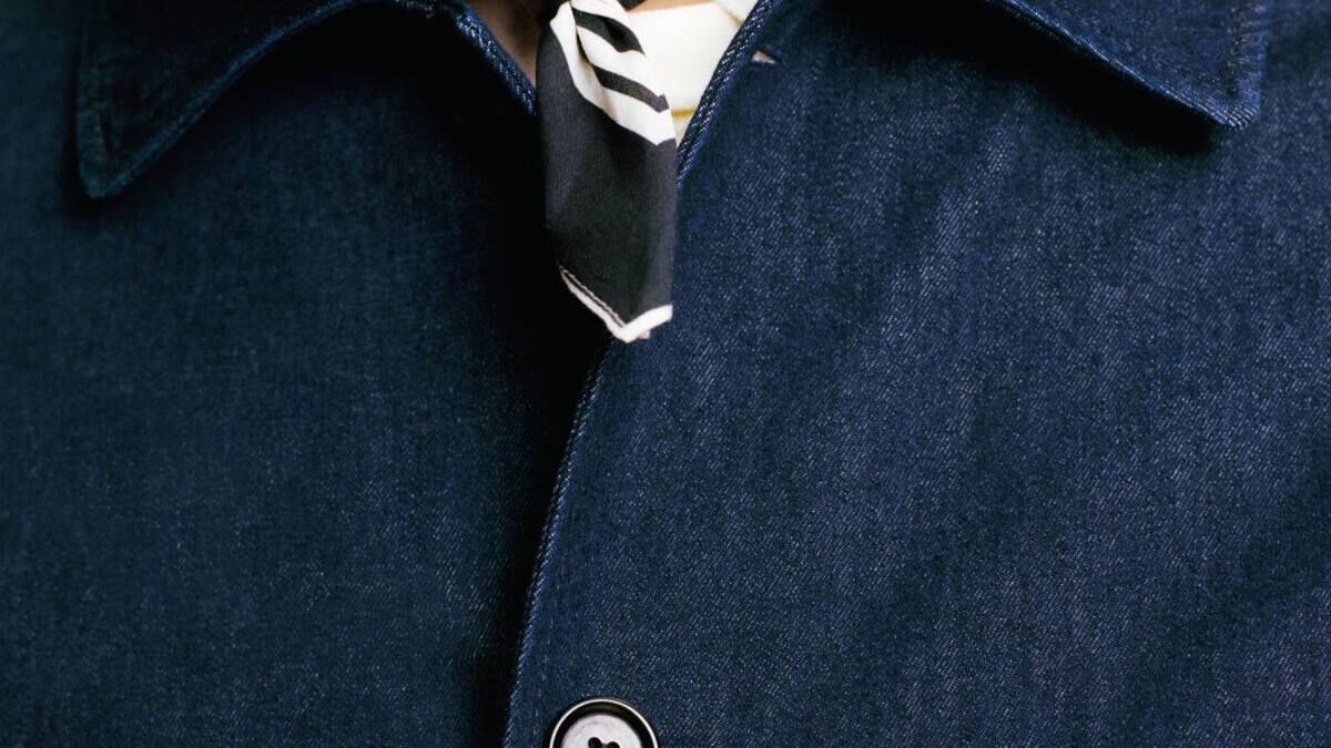 Das-Halstuch-macht-sich-an-den-Mann-ran