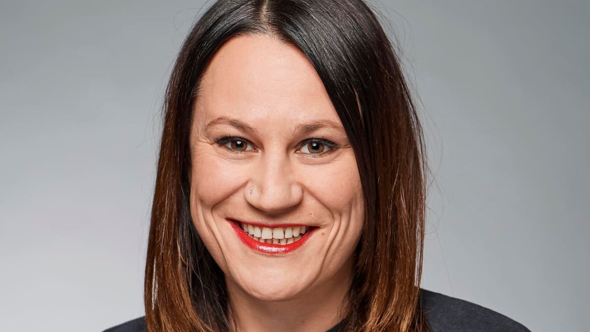 Maja Zivadinovic Schweizer Illustrierte