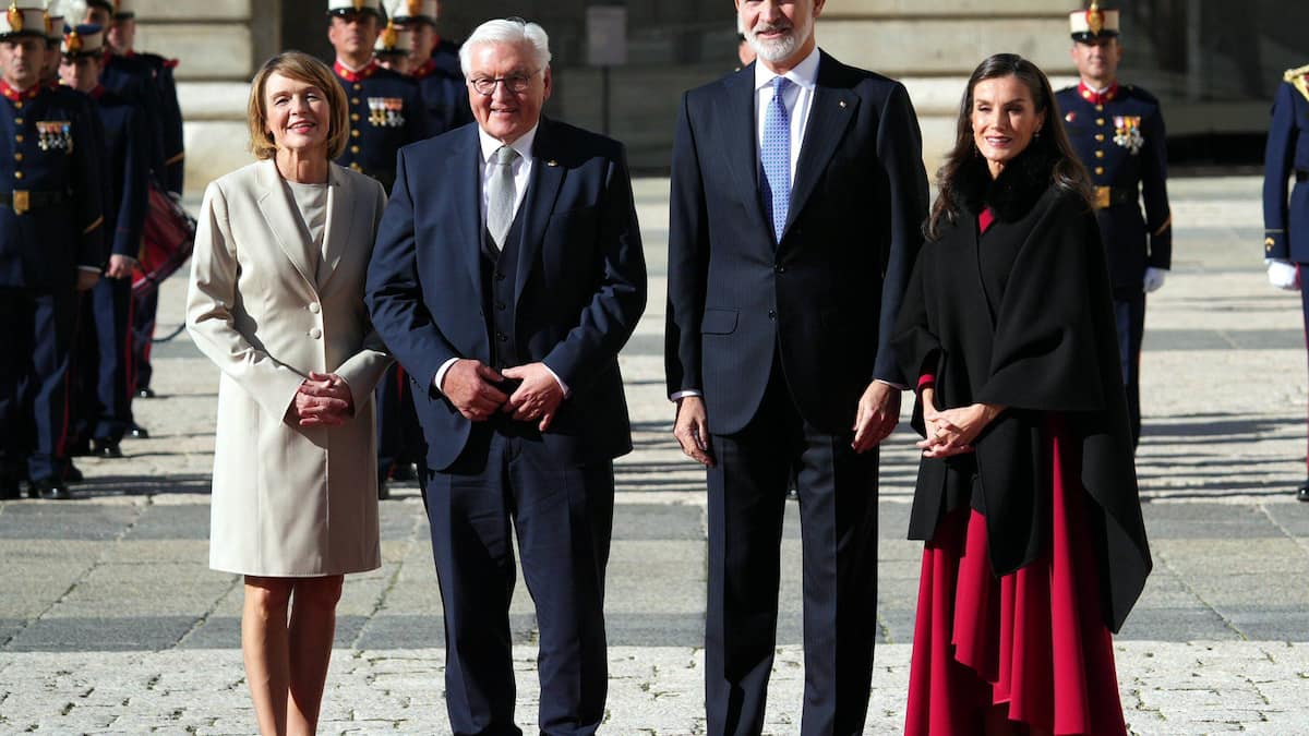 Frank-Walter-Steinmeier-mit-Ehefrau-bei-K-nig-Felipe-und-Letizia