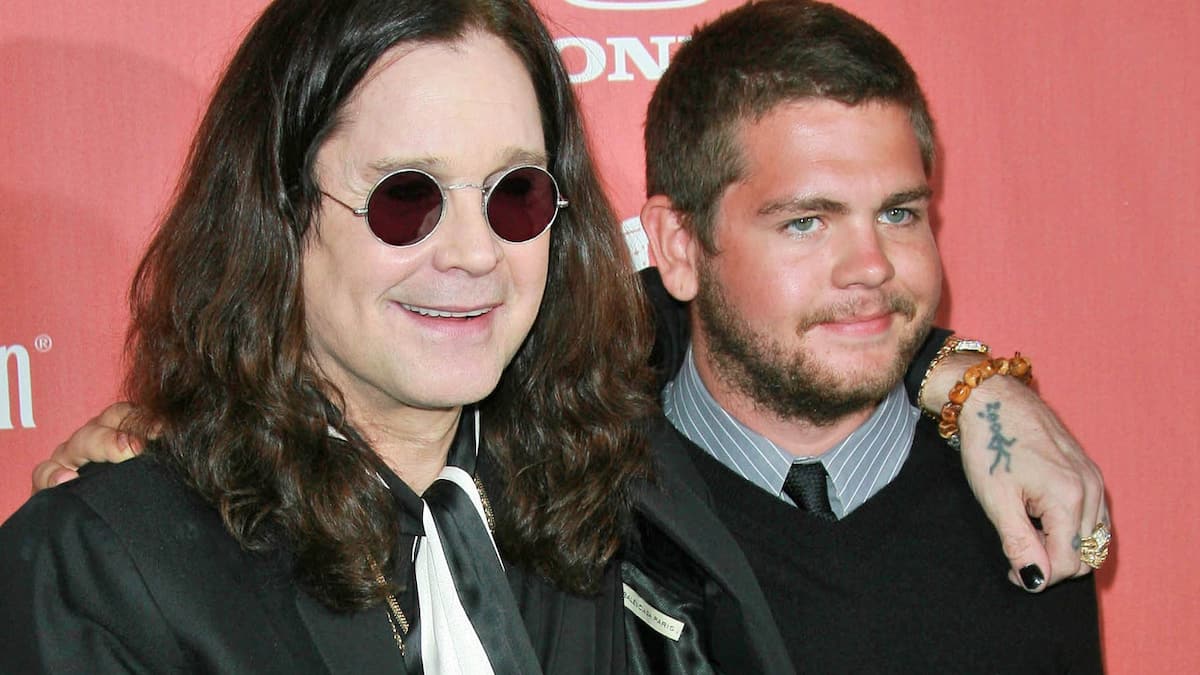 Am-Geburtstag-seines-Vaters-Jack-Osbourne-wird-im-Dschungel-emotional