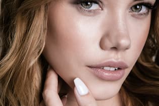 Was ist Clean Beauty? Reine und leuchtende Haut – wer träumt nicht davon.