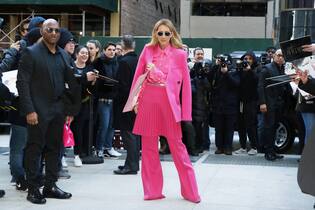 Die Schweiz und der ESC – eine Hassliebe NEW YORK, NY - March 07: Celine Dion seen leaving her hotel in New York City for her concert at the Prudential Center in New Jersey on March 07, 2020. PUBLICATIONxINxGERxSUIxAUTxONLY Copyright: xRWx