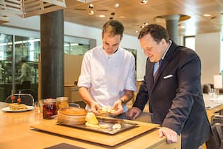 Taschenkrebs, Tintenfisch, Tataki GaultMillau-Restaurant Restaurant The Omnia