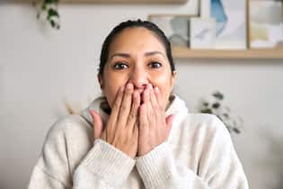 Warum können wir keine Komplimente annehmen? Warum fällt es uns nur so schwer ein Kompliment anzunehmen?