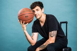 Das packt Sänger Seven in seinen Koffer Sommerferien ahoi! Das packt Sänger Seven in seinen Koffer