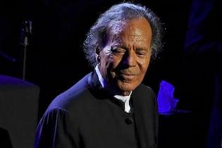 Ehemalige Angestellte werfen Julio Iglesias sexuelle Nötigung vor Julio Iglesias sieht sich mit schweren Vorwürfen konfrontiert.