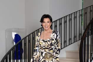 Kris Jenner hat auf neuem Bild sechs Zehen <p>Hat Kris Jenner etwa sechs Zehen?</p>