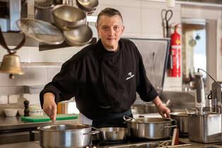 Lammhaxen auf «Längfluh» Lammhaxen auf «Längfluh»