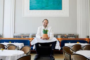 Daniel Humm revolutioniert die gehobenen Küche Daniel Humm/ Eleven Madison park after reopening Test des ersten voll veganen Menues im Eleven Madison Park Restaurant bei Daniel Humm in New York.