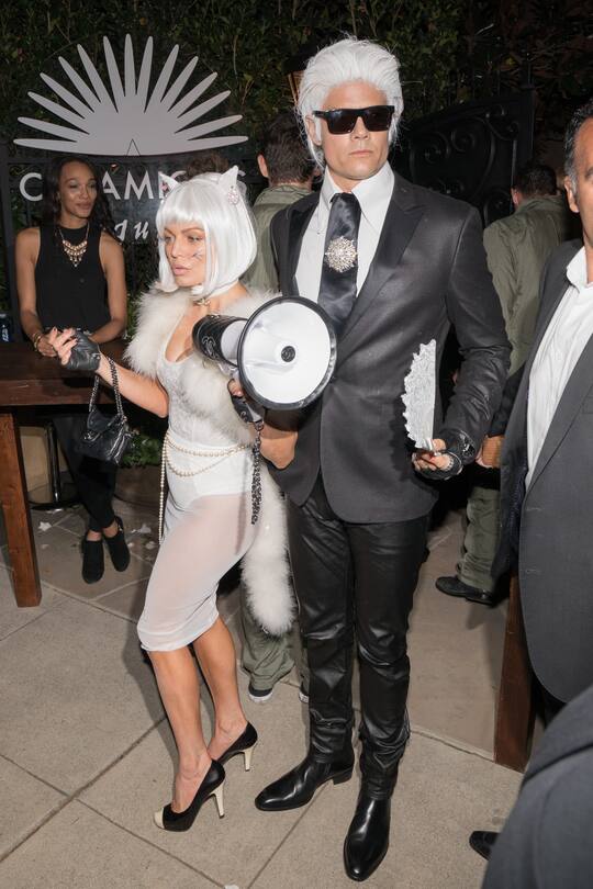 LOS ANGELES, CA - OCTOBER 30: Fergie and Josh Duhamel are seen celebrating Halloween in Beverly Hills on October 30, 2015 in Los Angeles, California. (Photo by AaronP/Bauer-Griffin/GC Images)