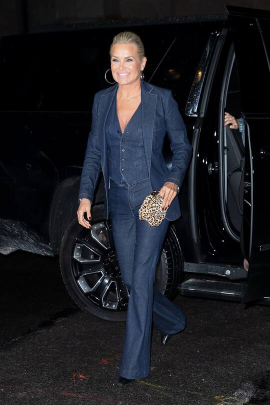 NEW YORK, NY - APRIL 22: Yolanda Hadid arrives at Gigi Hadid's birthday party at Chalet on April 22, 2019 in New York City. (Photo by Gotham/GC Images)