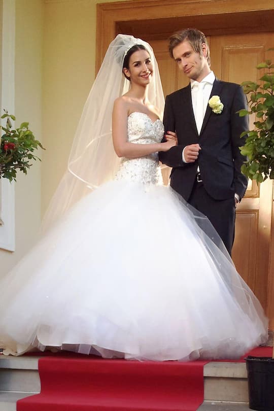 Folge 5045 GZSZ Gute Zeiten schlechte Zeiten Ayla Philip Hochzeit Sila Sahin Jörn Schlönvoigt