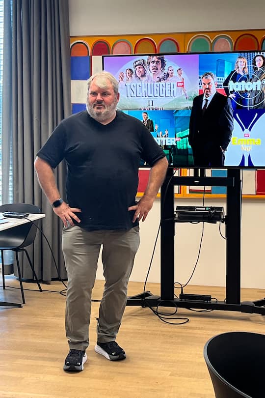 SRF Medienanlass der Bestatter Mike Müller