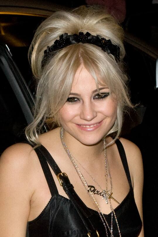 Brit Awards 2011 Pixie Lott