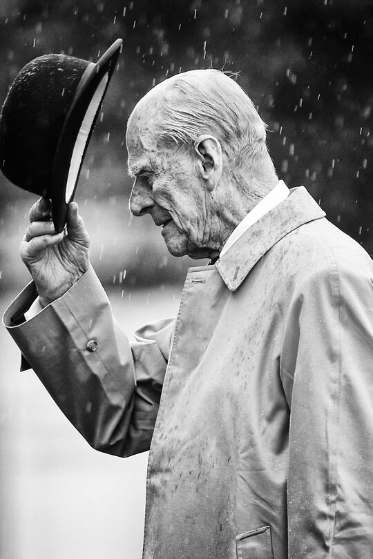 The Duke of Edinburgh attending the Captain General's Parade as his final individual public engagement, at Buckingham Palace in London. (FOTO: DUKAS/PA PHOTOS)