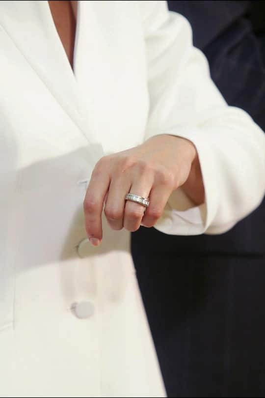 SPAIN - NOVEMBER 06: Prince Felipe of Bourbon and Letizia Ortiz at Pardo Palace after the official announcement of their engagement In Madrid, Spain on November 06, 2003. (Photo by Alain BENAINOUS/Gamma-Rapho via Getty Images)