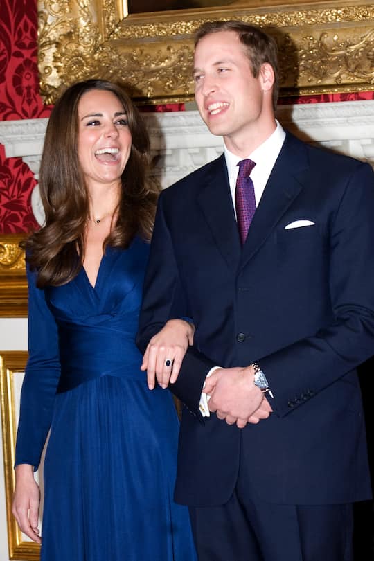 Prinz William und die damals noch bürgerliche Kate Middleton verkünden ihre Verlobung.