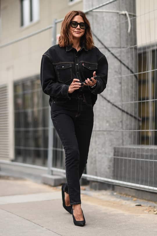 PARIS, FRANCE - SEPTEMBER 25: Christine Centenera is seen outside the Dries Van Noten show during Paris Fashion Week SS20 on September 25, 2019 in Paris, France. (Photo by Daniel Zuchnik/Getty Images)