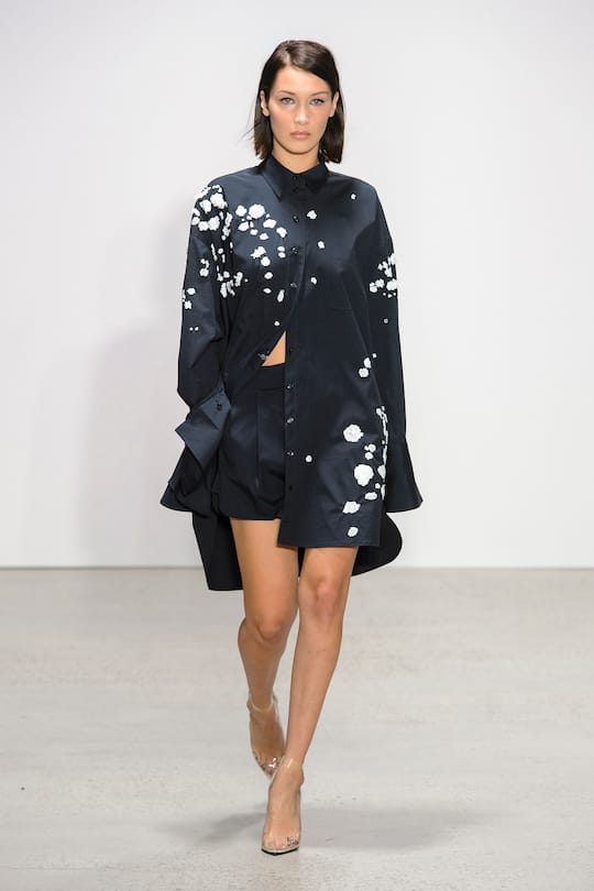 Bella Hadid auf dem Runway