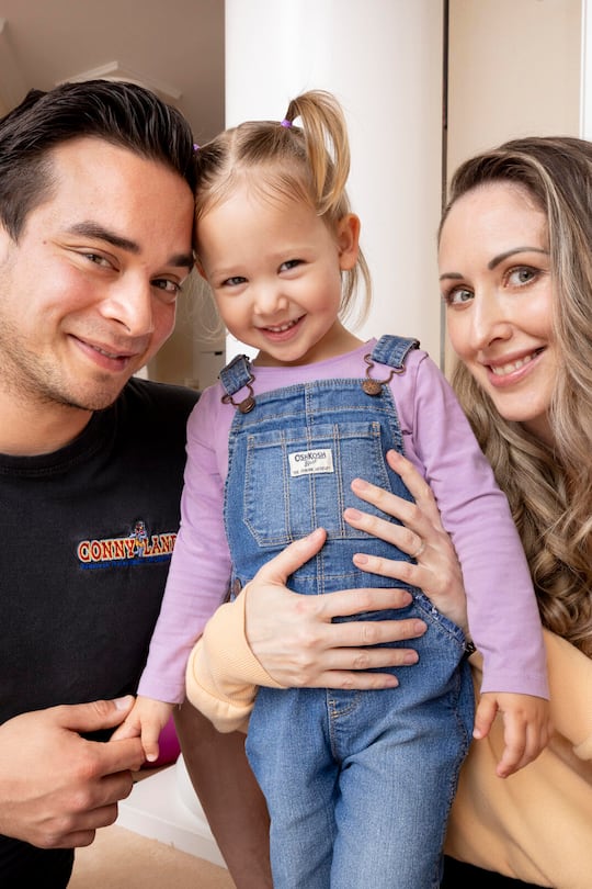 v.l. Jeremy Gasser, Leyla und Carolyn Jane