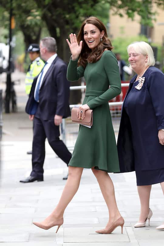 LONDON, ENGLAND - MAY 01: Catherine, Duchess of Cambridge leaves after opening the Anna Freud Centre of Excellence at Anna Freud Centre on May 01, 2019 in London, England. The Duchess of Cambridge is Patron of the Anna Freud National Centre for Children and Families. (Photo by Neil Mockford/GC Images)