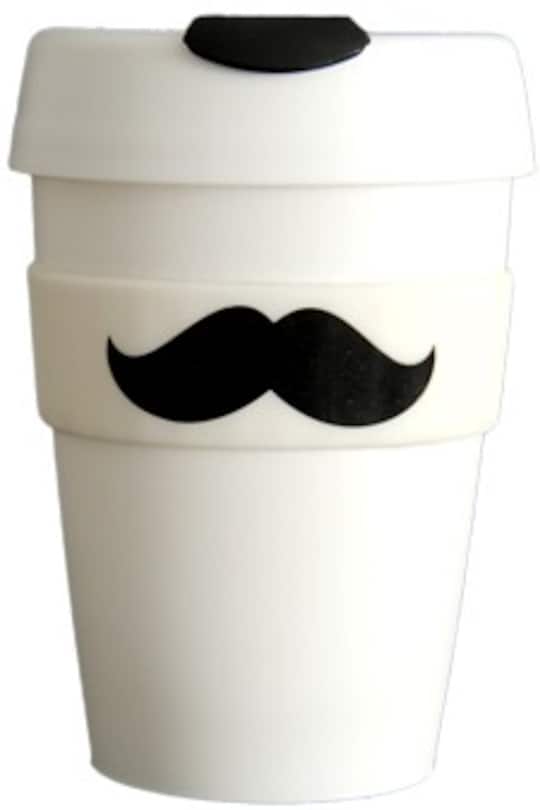 Becher mit Schnurrbart