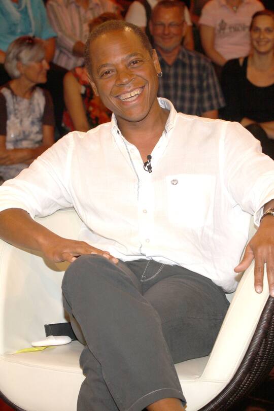 Bildnummer: 58372477 Datum: 21.08.2012 Copyright: imago/Future ImageRicky Harris Aufzeichnung der ZDF-Talkshow Markus Lanz in der Stahltwiete, Hamburg Foto:xgbrcix/xFuturexImage Entertainment People TV x0x xub 2012 hoch Moderator Schauspieler 58372477 Date 21 08 2012 Copyright Imago Future Image Ricky Harris Recording the ZDF Talk show Markus Lanz in the Hamburg Photo Entertainment Celebrities TV x0x 2012 vertical presenter Actor