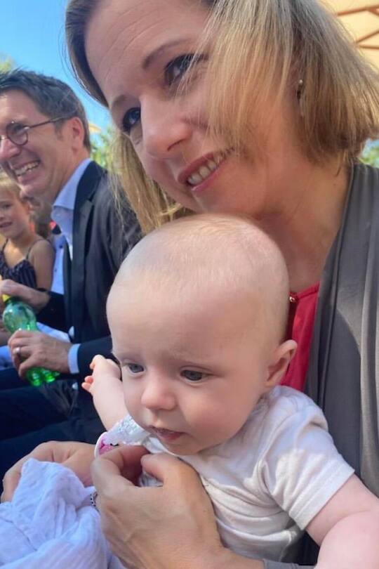 Christa Markwalder mit Sohn Michel Luca.