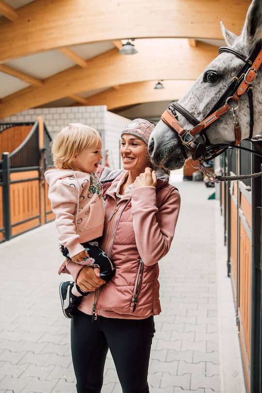 Martina Hingis mit Tochter Lia, 2020