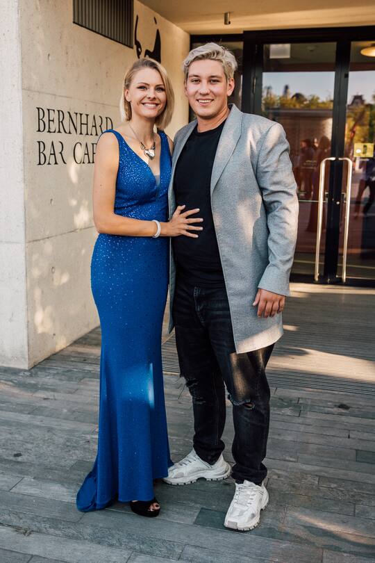 Marius Baer mit Freundin Moira Hüttenmoser, 2020