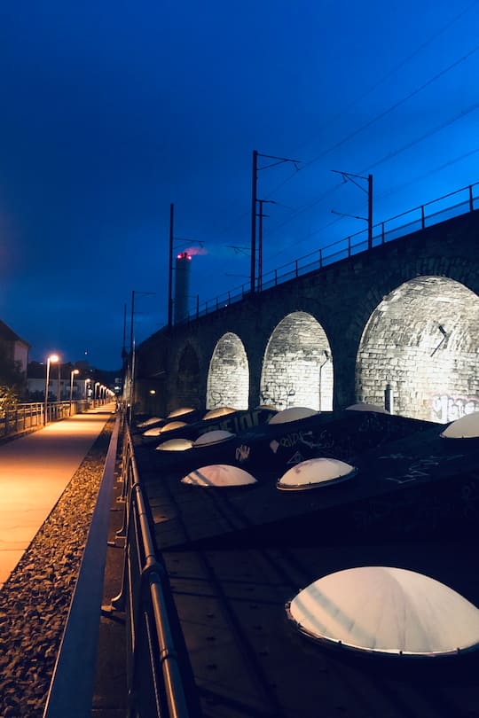Zürich Viadukt Juni 2019 Mutter macht Auszeit