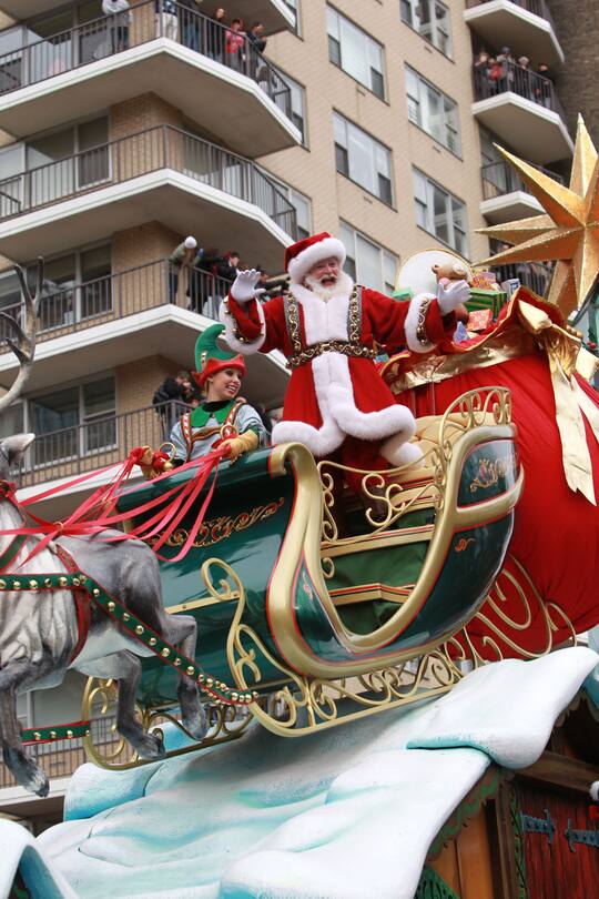 Stars an Thanksgiving 2010 Macy's Parade