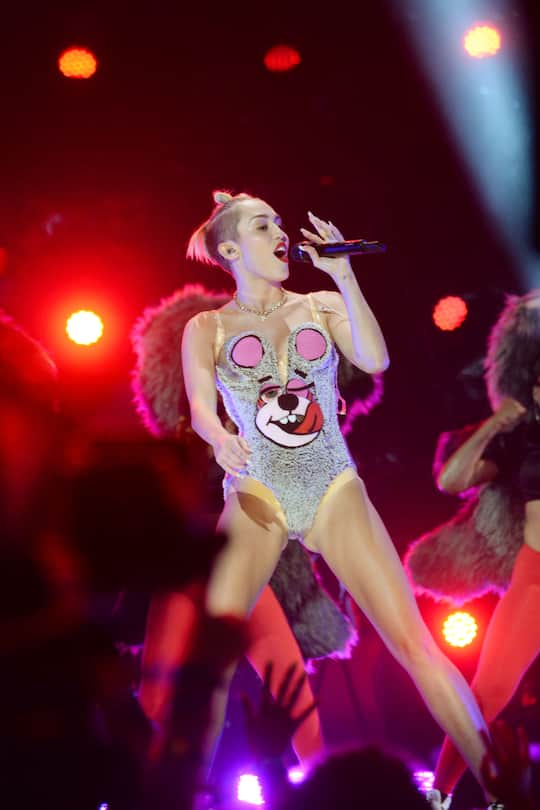 Miley Cyrus' crazy Outfits