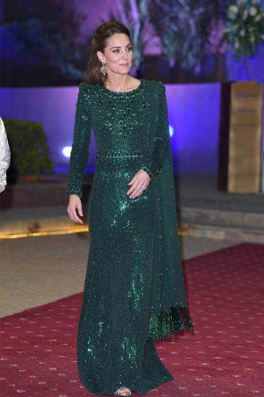 ISLAMABAD, PAKISTAN - OCTOBER 15: Catherine, Duchess of Cambridge with Prince William, Duke of Cambridge attend a special reception hosted by the British High Commissioner to Pakistan at the iconic Pakistan National Monument during their Royal Tour of Pakistan on October 15, 2019 in Islamabad, Pakistan. (Photo by Karwai Tang/WireImage)