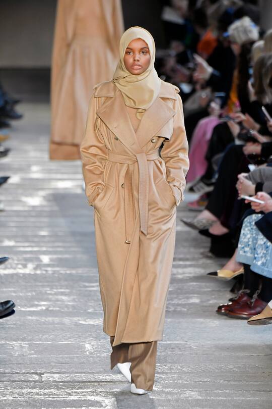 MILAN, ITALY - FEBRUARY 23: Halima Aden walks the runway at the Max Mara show during Milan Fashion Week Fall/Winter 2017/18 on February 23, 2017 in Milan, Italy. (Photo by Victor Boyko/Getty Images)