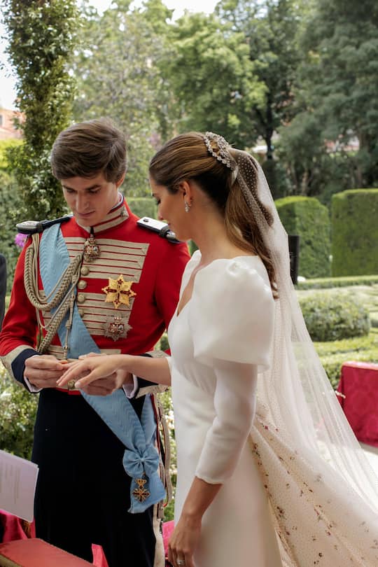 Carlos Fitz-James Stuart Belen Corsini