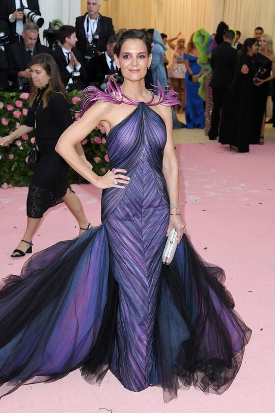 NEW YORK, NEW YORK - MAY 06: Katie Holmes arrives for the 2019 Met Gala celebrating Camp: Notes on Fashion at The Metropolitan Museum of Art on May 06, 2019 in New York City. (Photo by Karwai Tang/Getty Images)