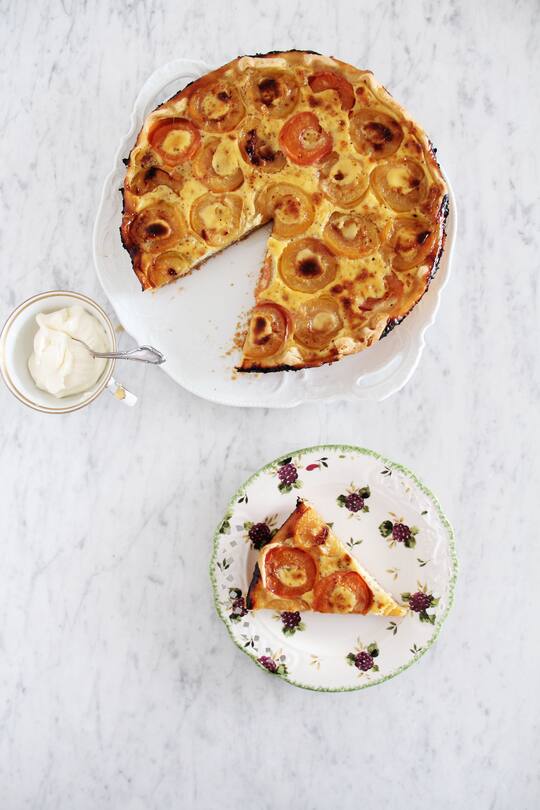 fork and flower X Si Style Rezept: Aprikosenwähe mit Tonka