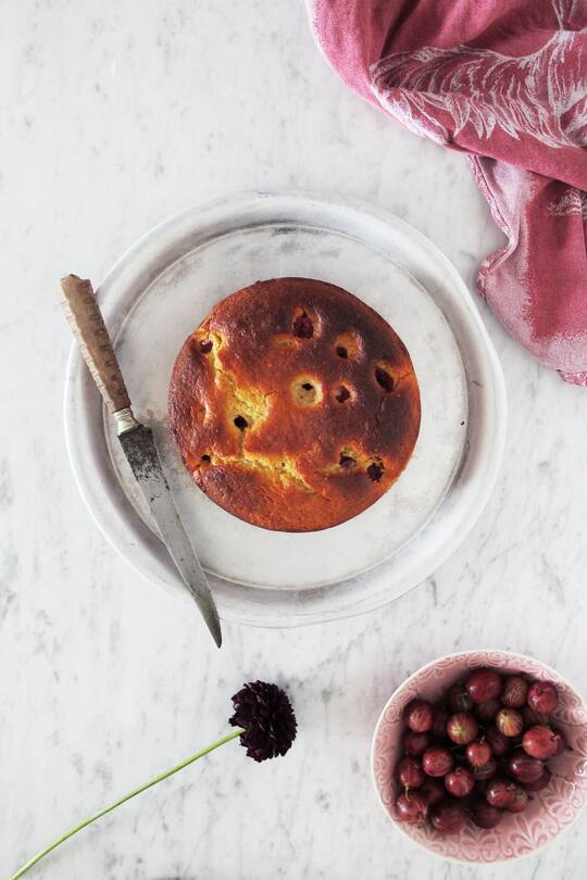 fork and flower X SI Style Rezept: Ricotta Kuchen mit Stachelbeeren