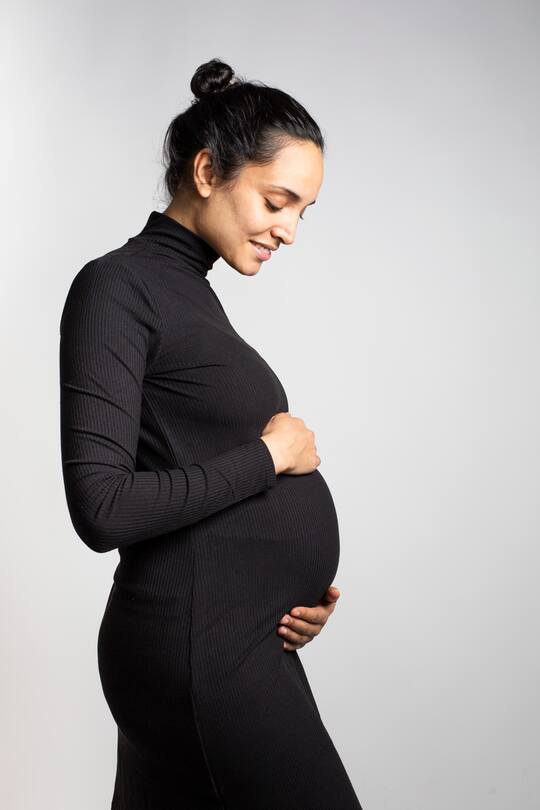 racha fajjari schwanger