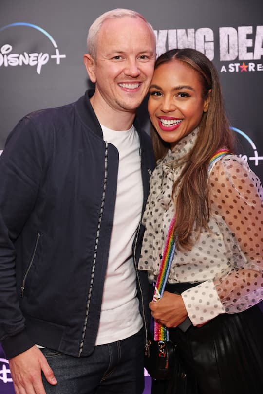 Alexandra Maurer, Greg Sadlier